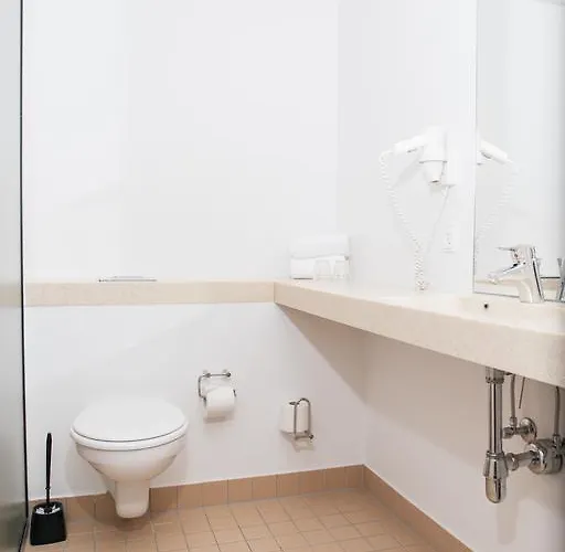 Vingsted & Konferencecenter 호텔 3*